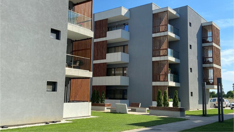 APARTAMENT 2 CAMERE BLOC NOU CERNICA PARCARE GRATIS